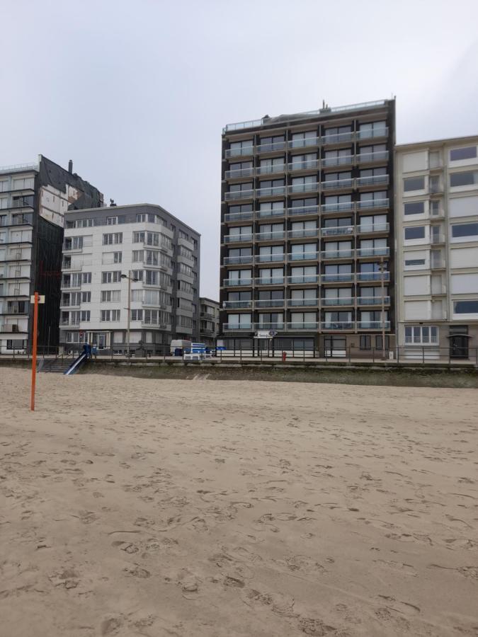 Zeezicht Falcon Apartment Middelkerke Exterior photo